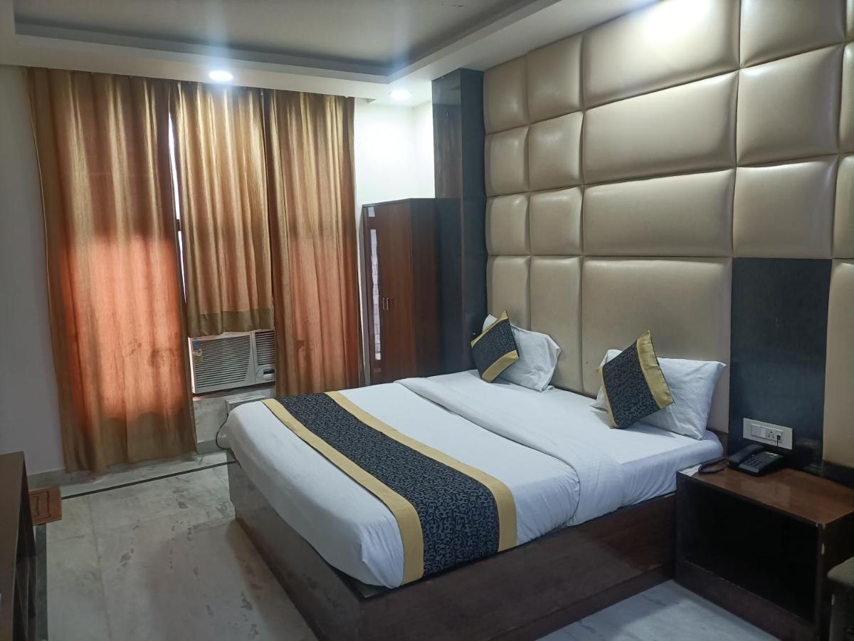 Hotel Le Mount Near Igi Airport New Delhi Buitenkant foto