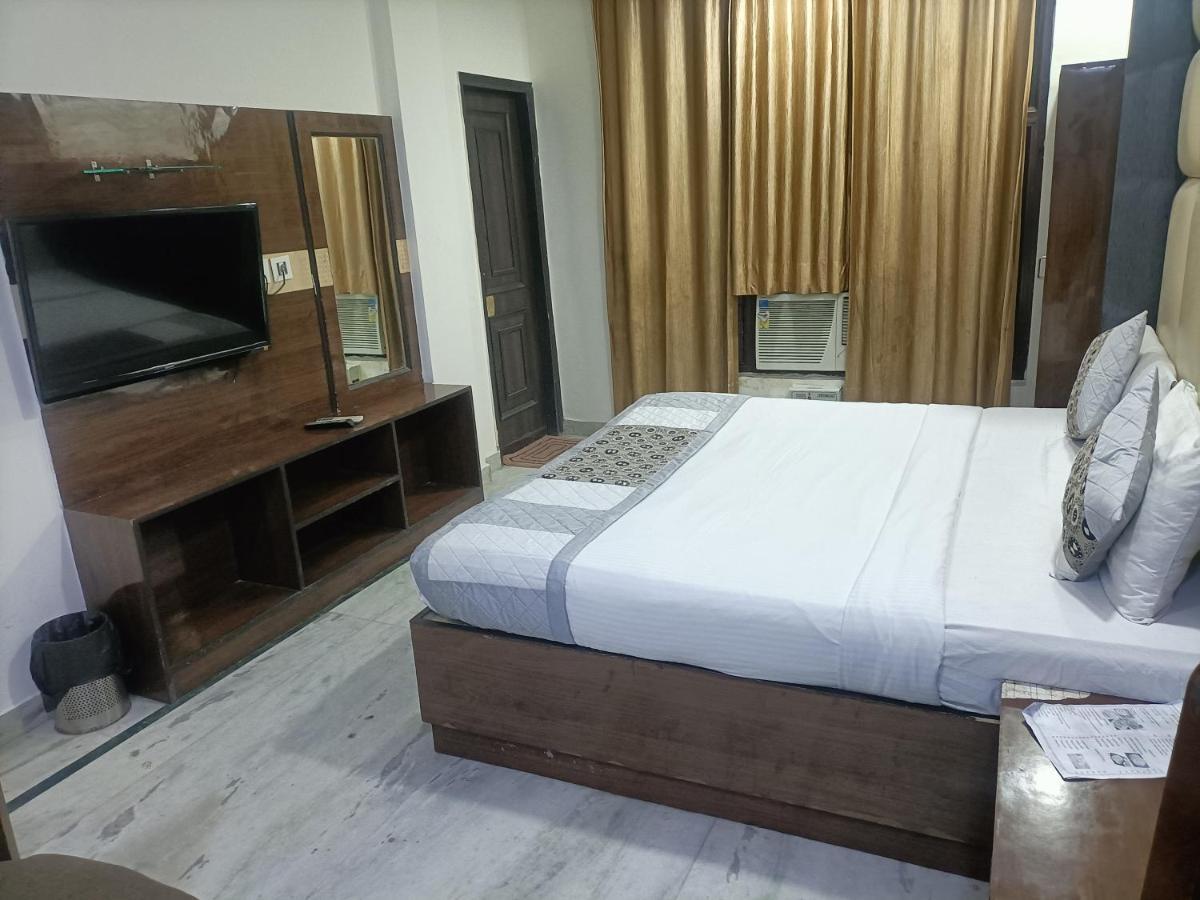 Hotel Le Mount Near Igi Airport New Delhi Buitenkant foto