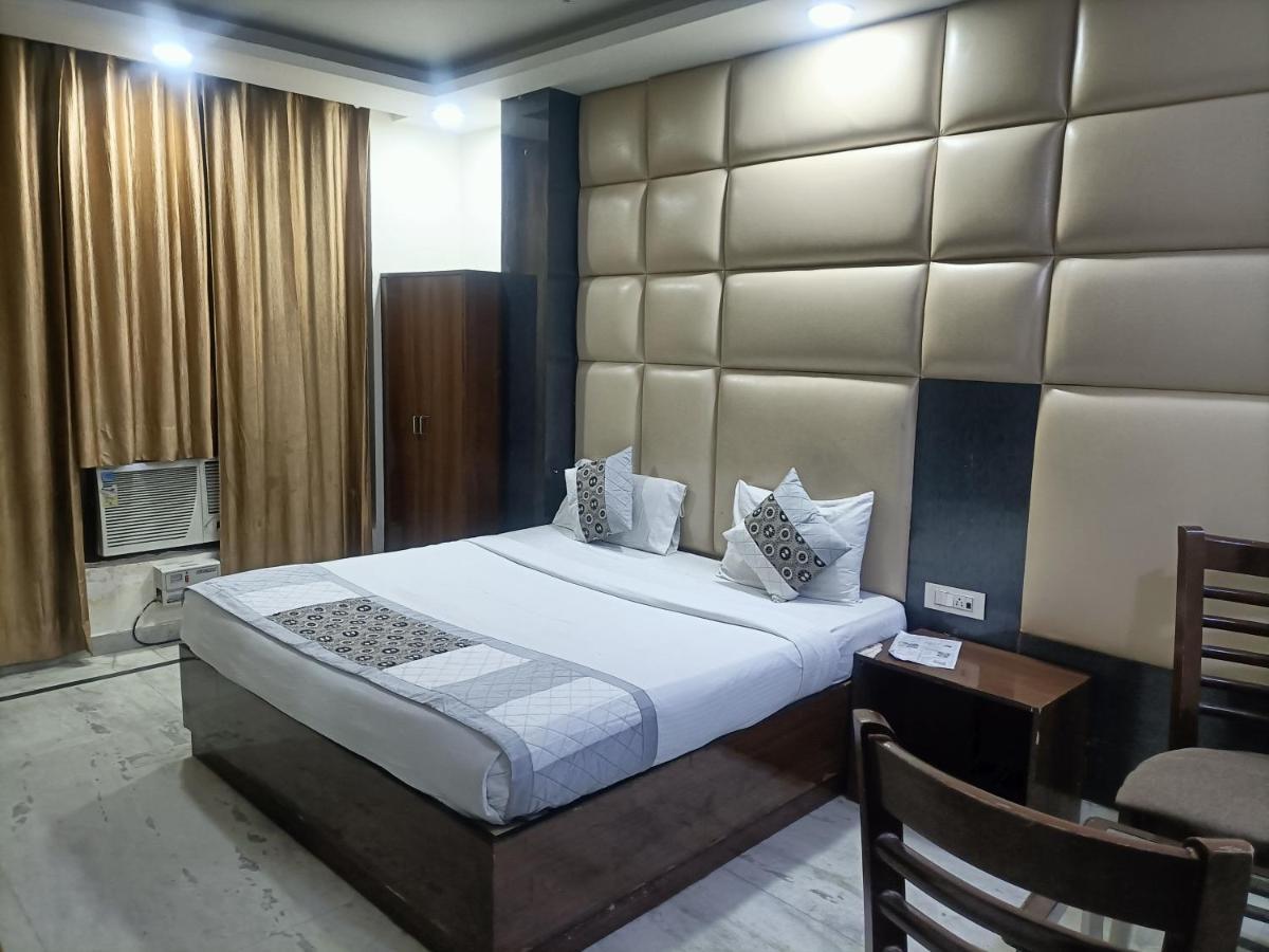 Hotel Le Mount Near Igi Airport New Delhi Buitenkant foto