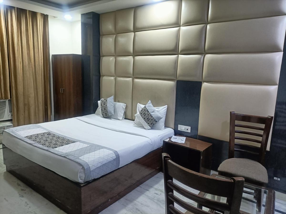 Hotel Le Mount Near Igi Airport New Delhi Buitenkant foto
