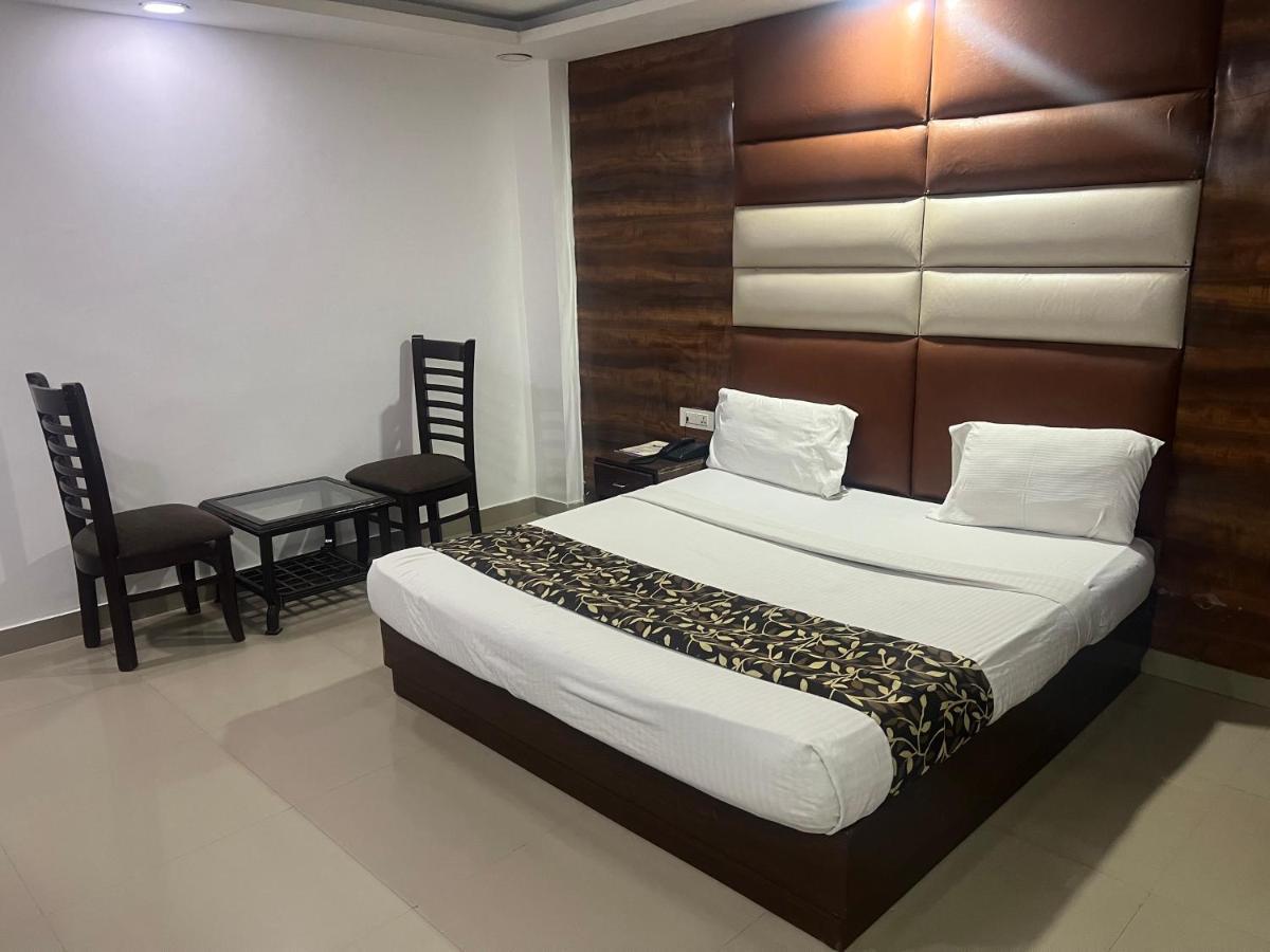 Hotel Le Mount Near Igi Airport New Delhi Buitenkant foto